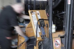 Come risolvere problemi comuni con i carrelli elevatori 